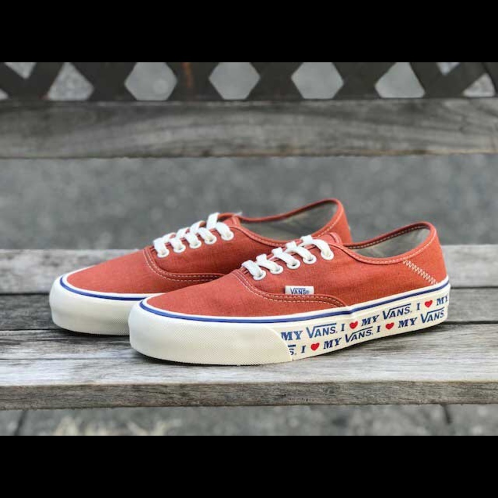 Vans Authentic SF “I LOVE MY VANS” Limited Edition Size 8.5 Unisex NEW - Picture 3 of 12